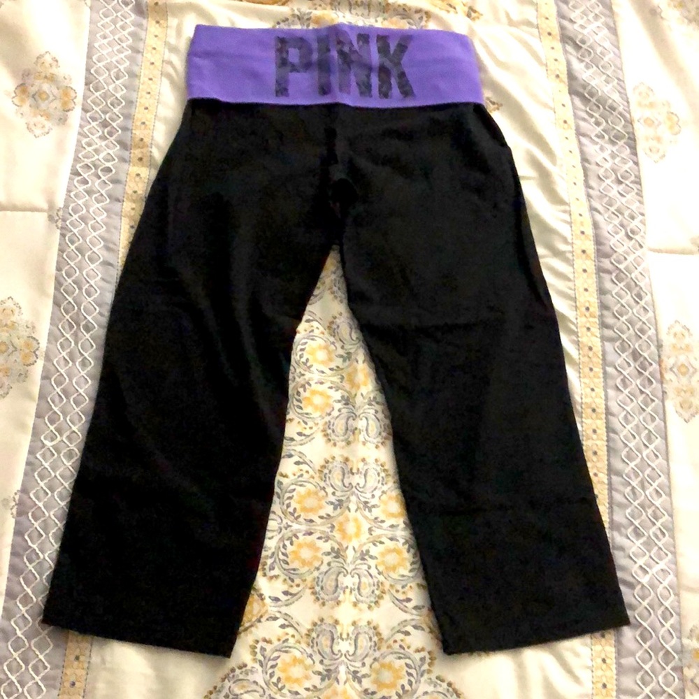 Victoria’s Secret PINK Yoga Crop Legging